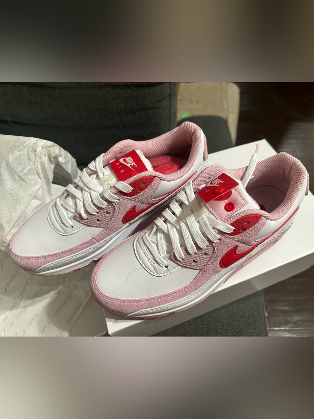 Nike Women's Valentine’s Day AirMax 90 (2021)- Limited Edition